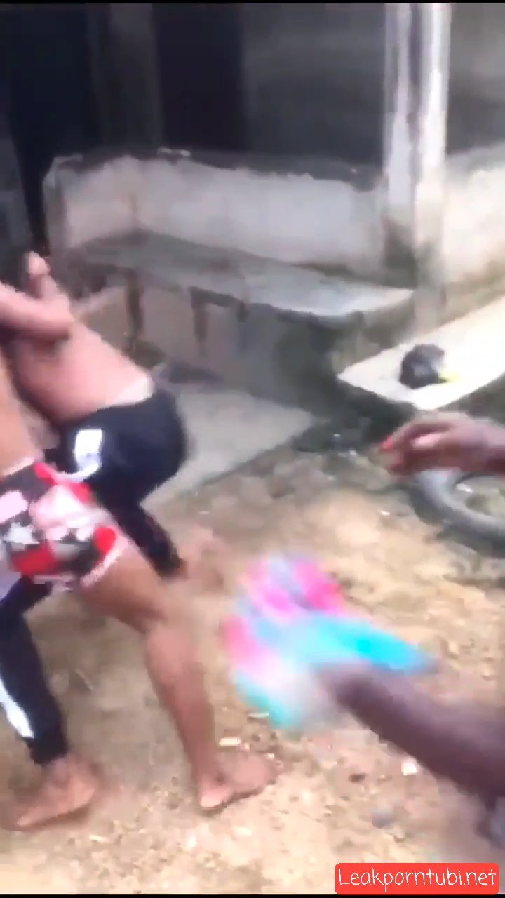 Huge boobs Exposed as two street girls fought in public