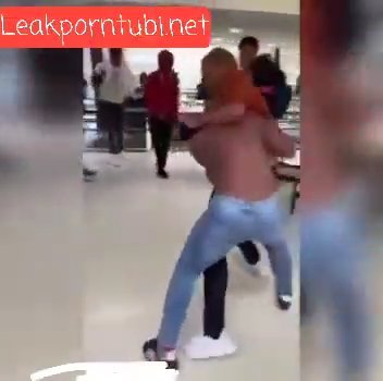 Two naija women fight and stripped eachother naked in public fight — Fight-stripped-eachother, stripped-eachother-naked, eachother-naked-public video leak