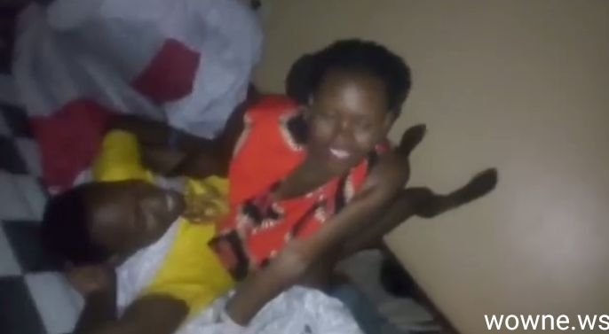 Ugandan Girl With Big Nyash Having Sex In Public (18+)