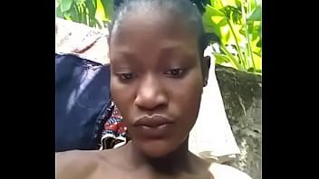 pretty_naked_girl